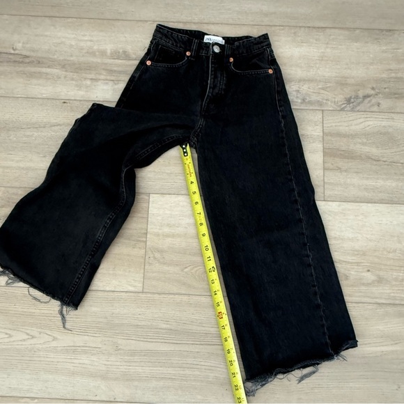 Zara Women’s High-Rise Button Fly Cropped Raw-Edge Wide-leg Black Wash Sz 0 EUC - Picture 7 of 12